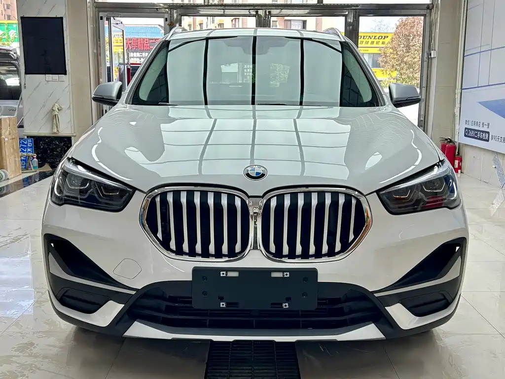BMW X1 — фото 2