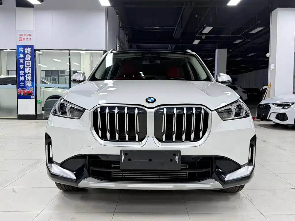 BMW X1 — фото 2
