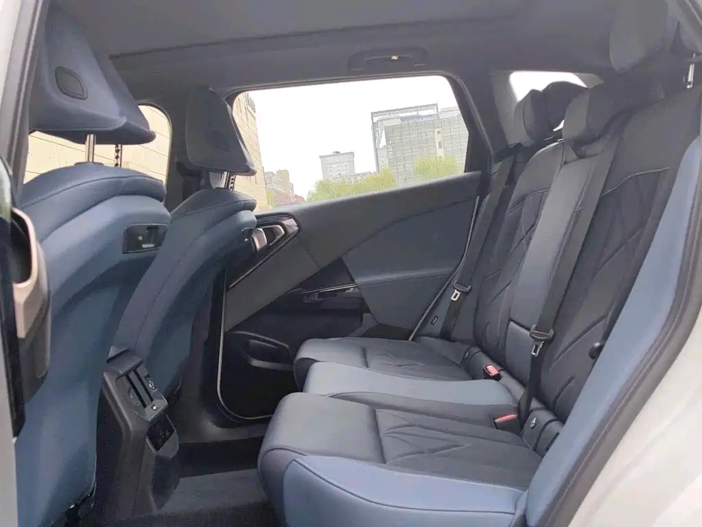 BMW X3 — фото 8