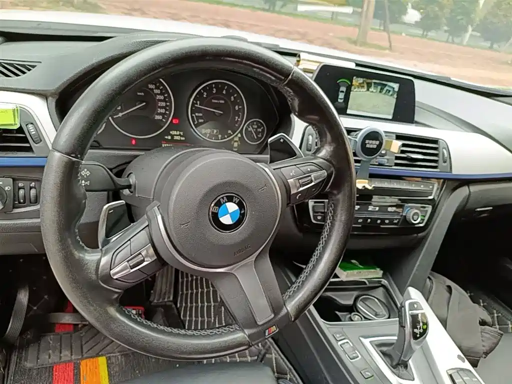 BMW 3 Series — фото 11