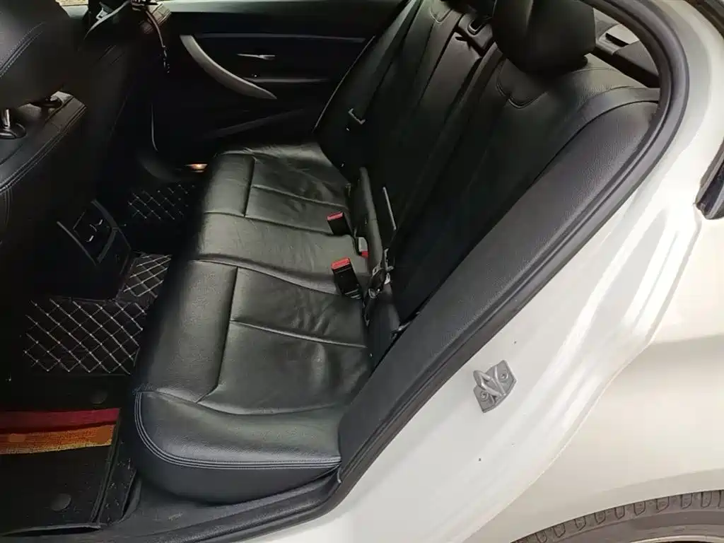 BMW 3 Series — фото 17