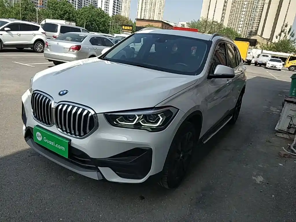 BMW X1 — фото 2