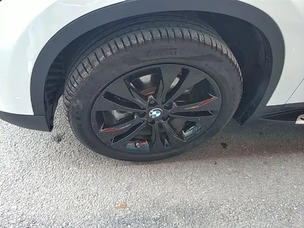BMW X1 — фото 25