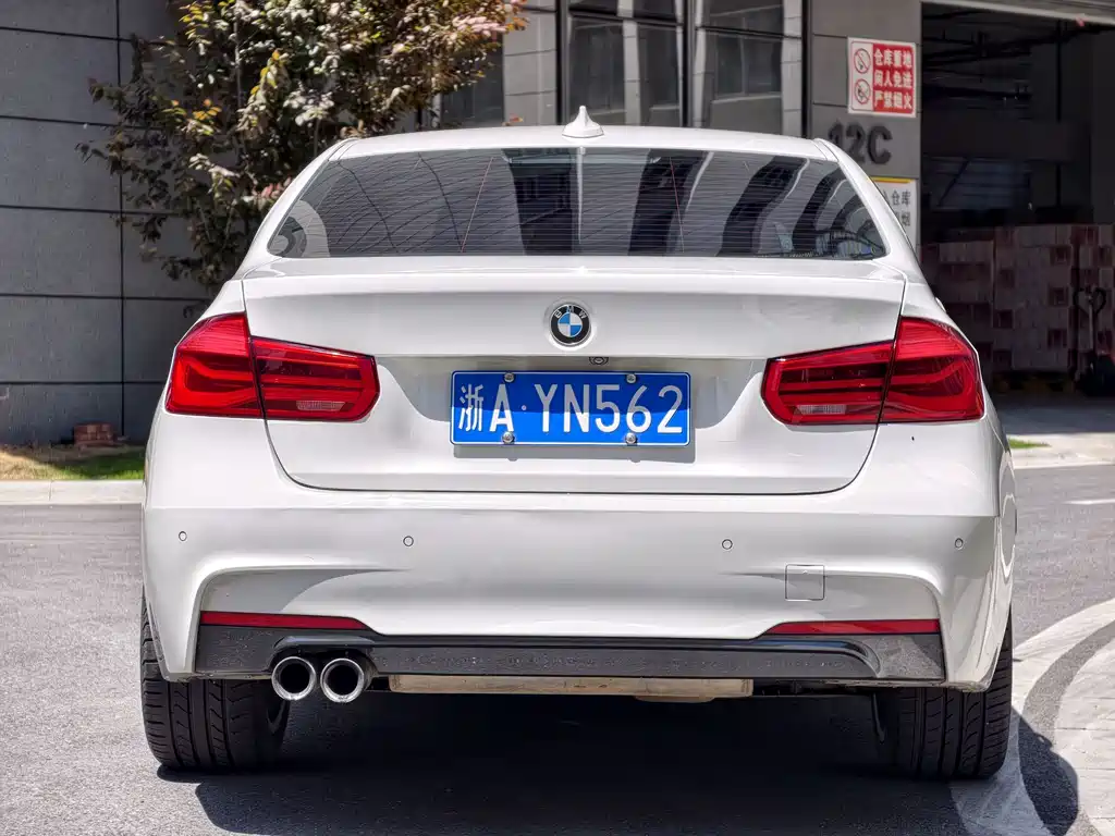 BMW 3 Series — фото 11