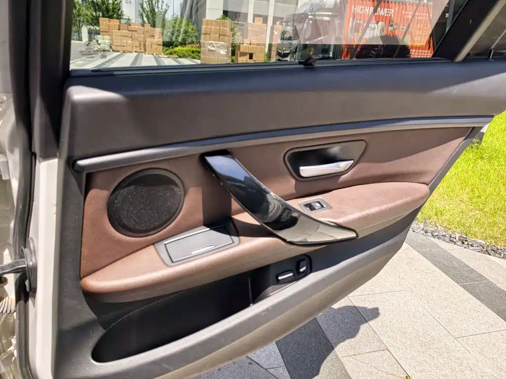 BMW 3 Series — фото 17