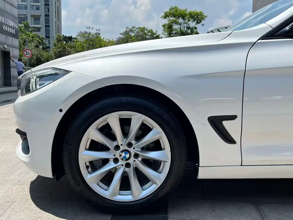 BMW 3 Series GT — фото 5
