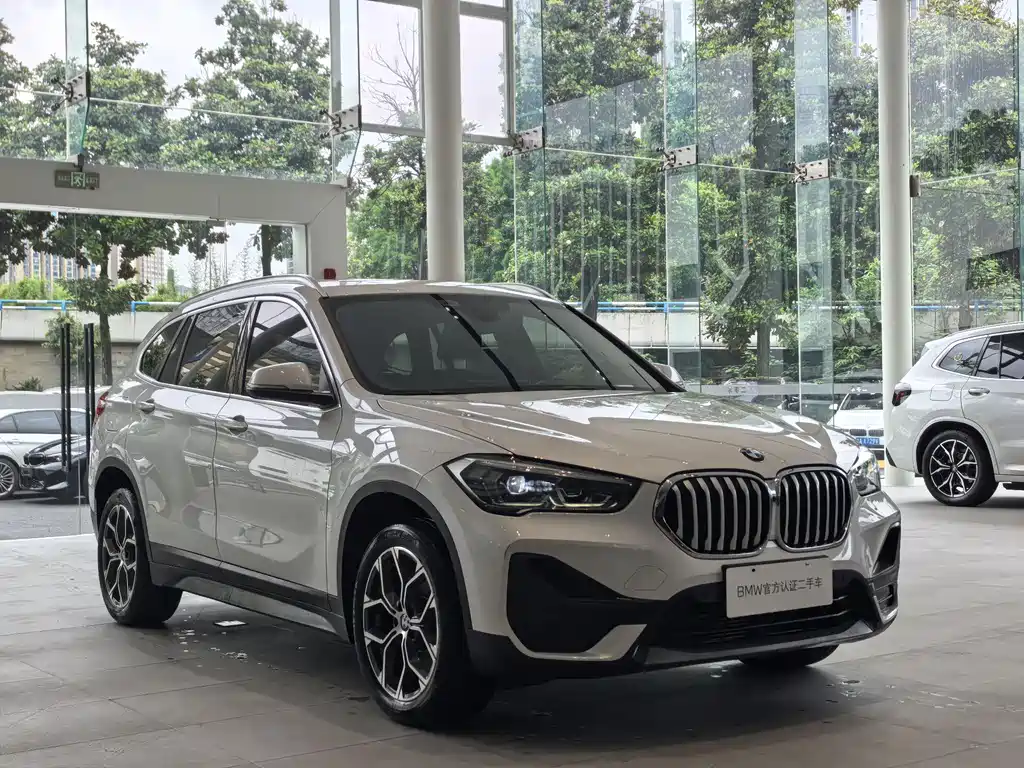 BMW X1 — фото 3