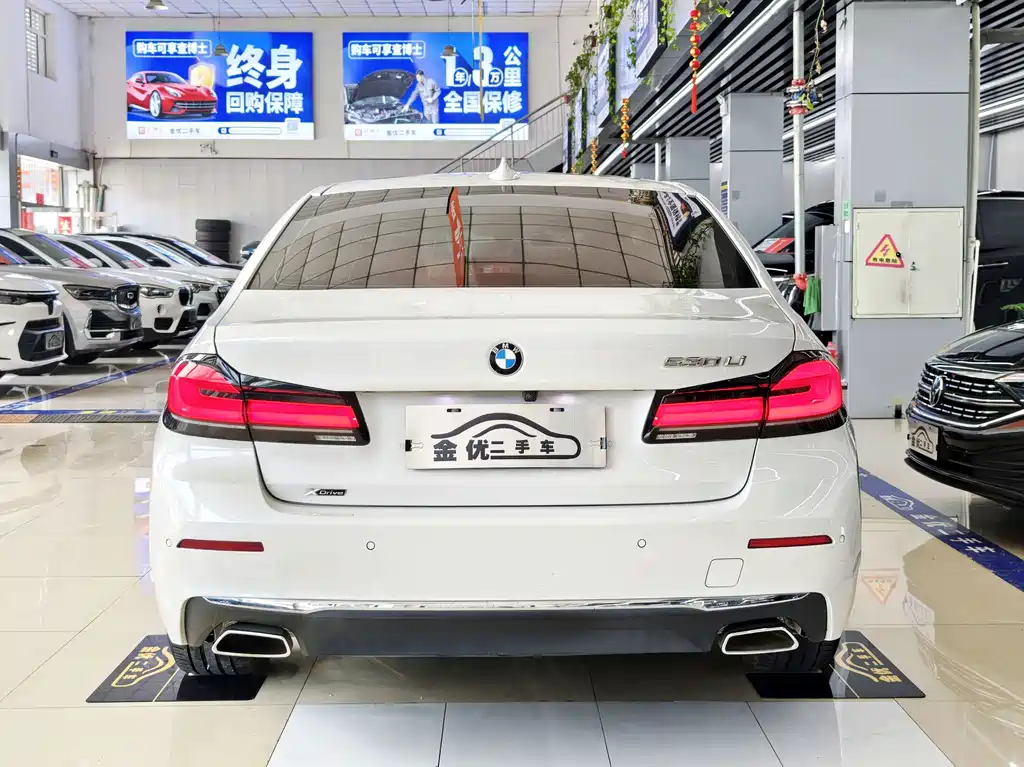 BMW 5 Series — фото 4