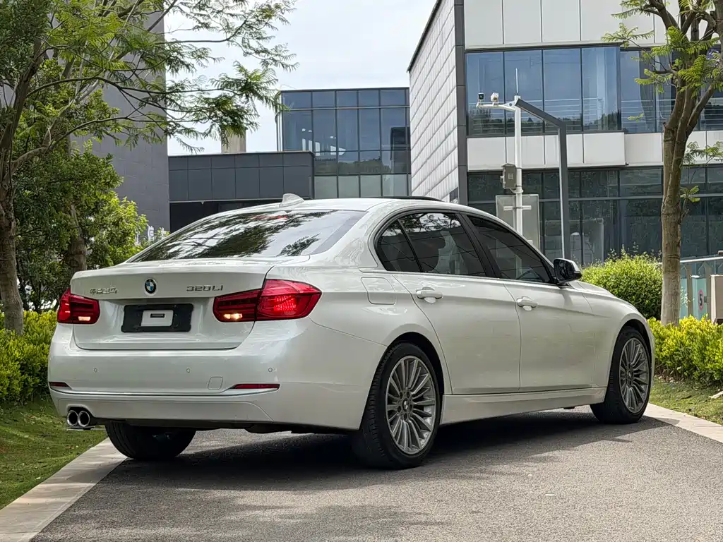 BMW 3 Series — фото 4