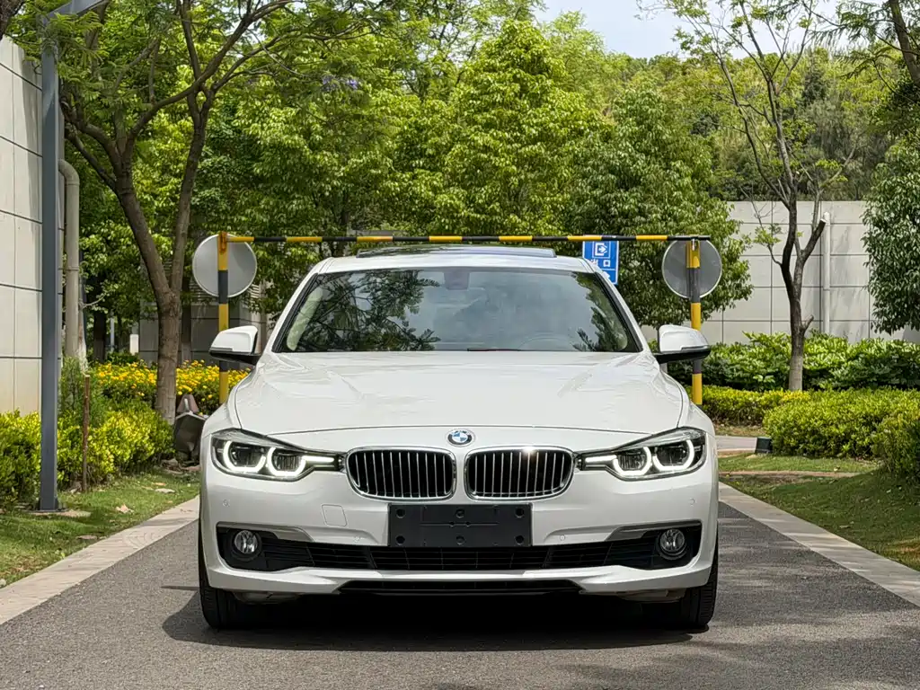 BMW 3 Series — фото 8