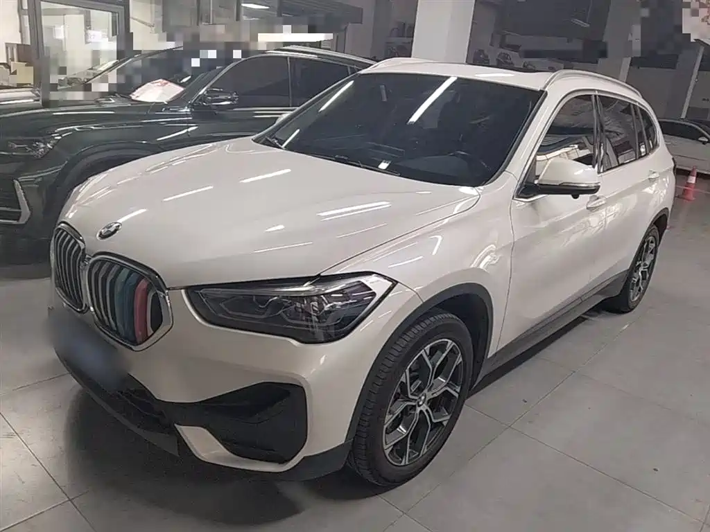 BMW X1 — фото 2
