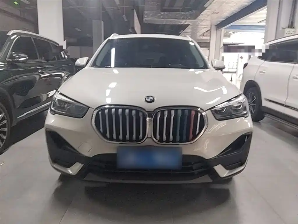 BMW X1 — фото 3