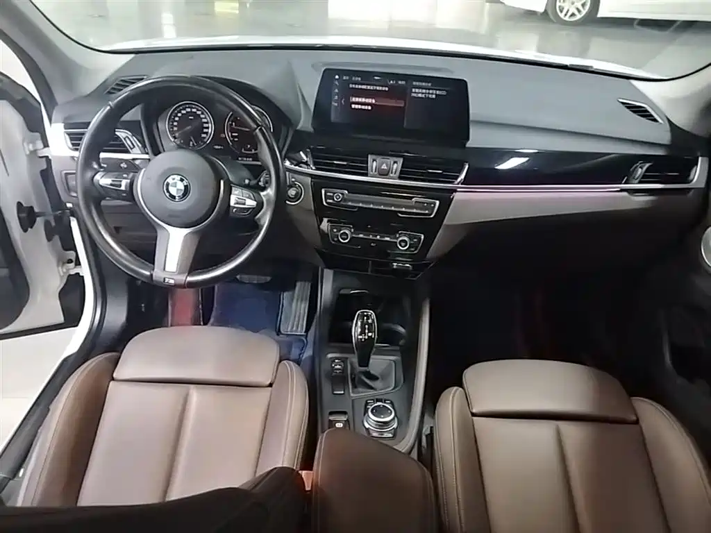 BMW X1 — фото 10