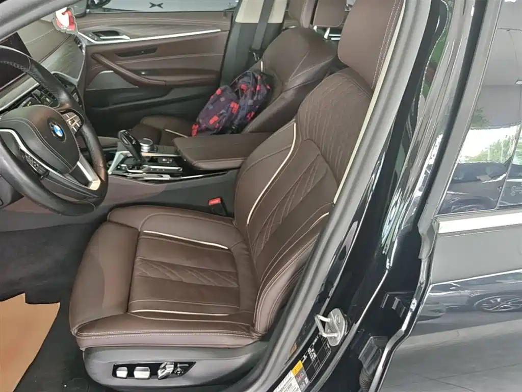 BMW 5 Series New Energy — фото 15