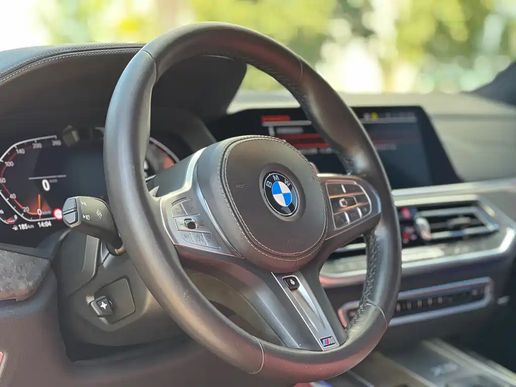 BMW X5 — фото 20