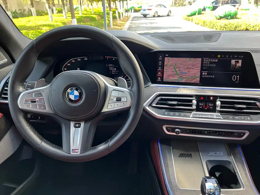 BMW X5 — фото 24