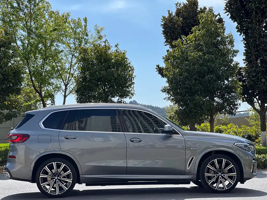 BMW X5 — фото 5
