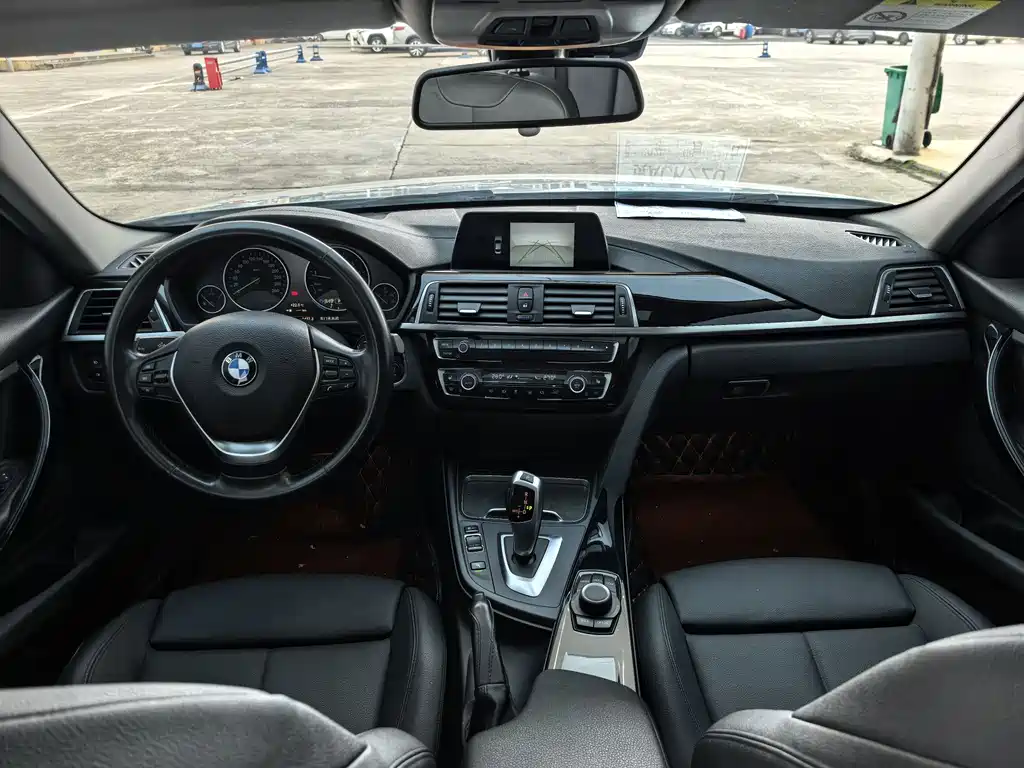 BMW 3 Series — фото 10