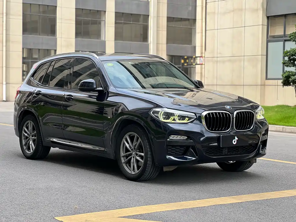 BMW X3 — фото 3