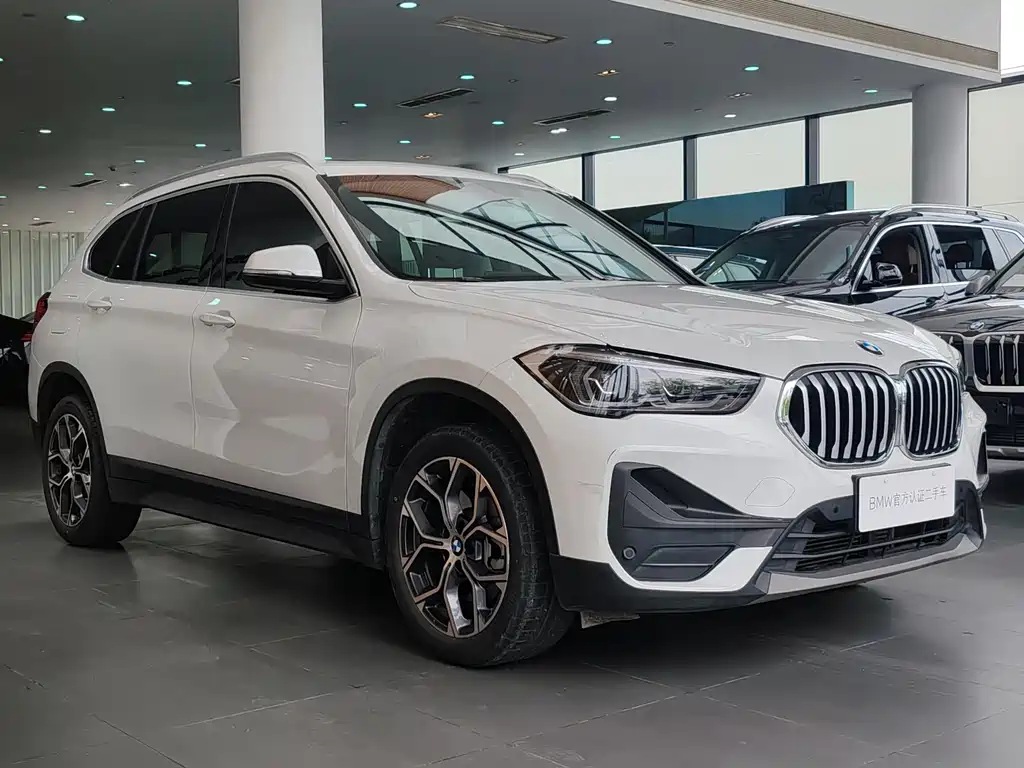 BMW X1 — фото 3
