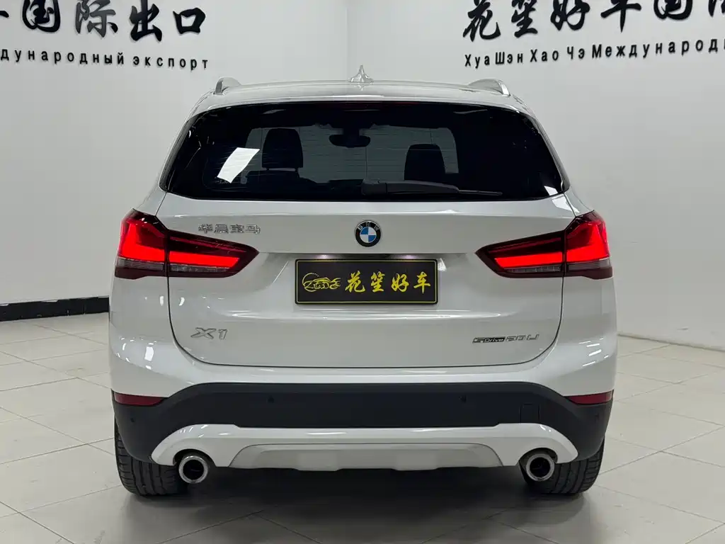 BMW X1 — фото 4