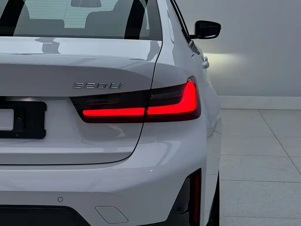 BMW 3 Series — фото 4