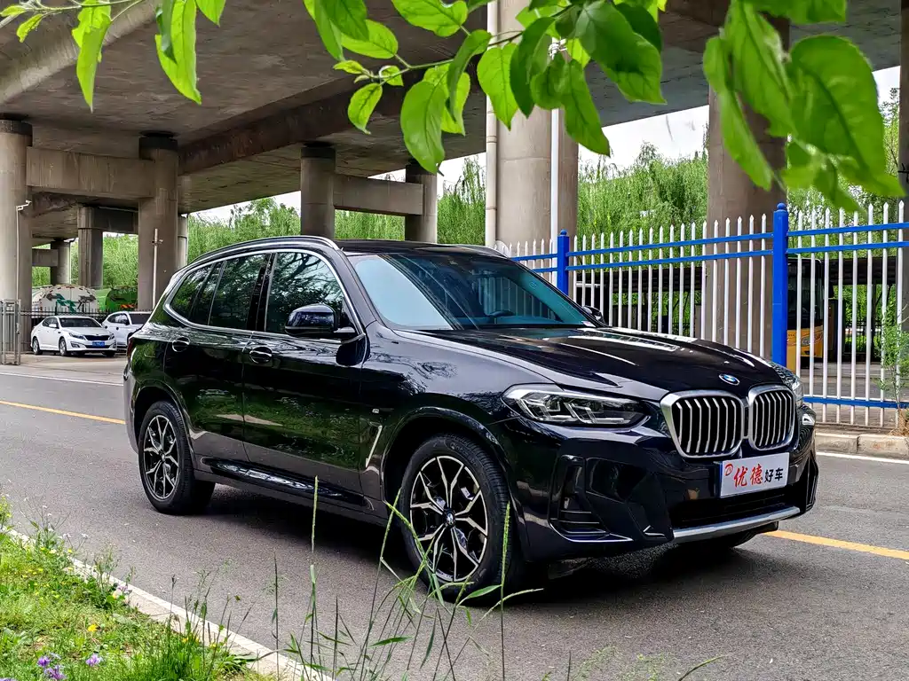 BMW X3 — фото 17