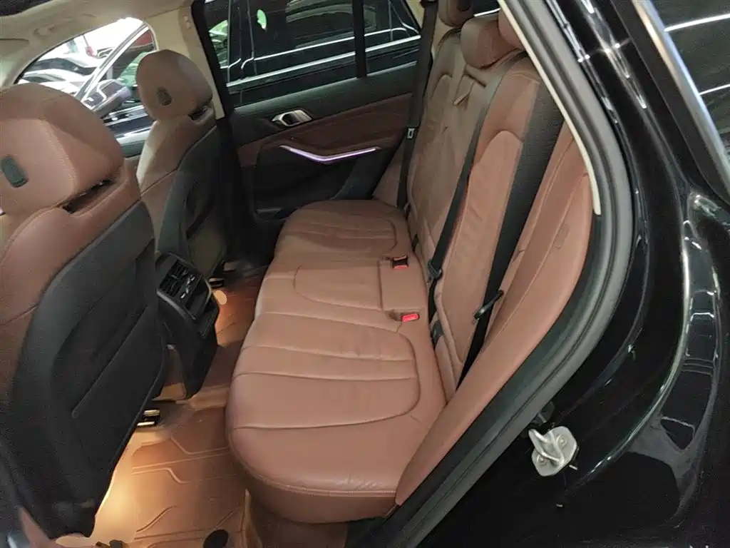 BMW X5 (Import) — фото 17