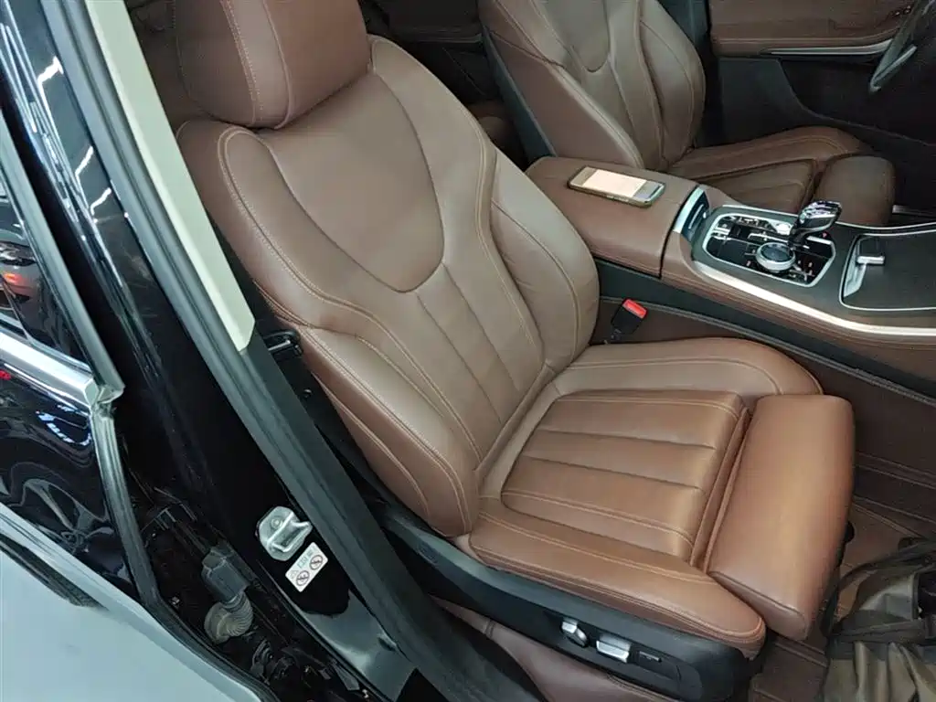 BMW X5 (Import) — фото 25