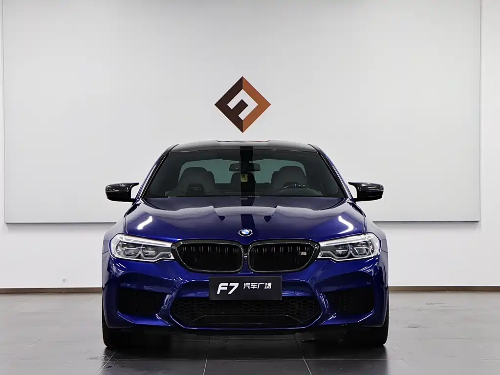 BMW M5 — фото 2