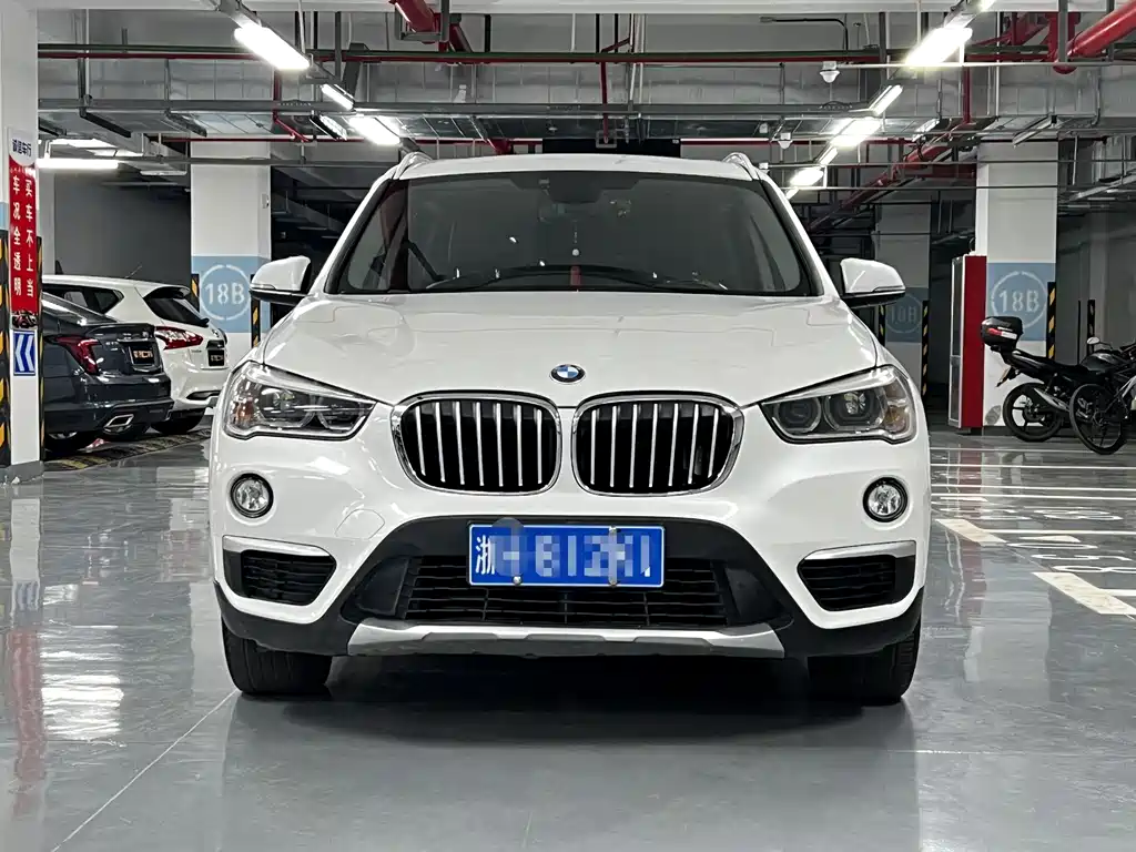 BMW X1 — фото 3