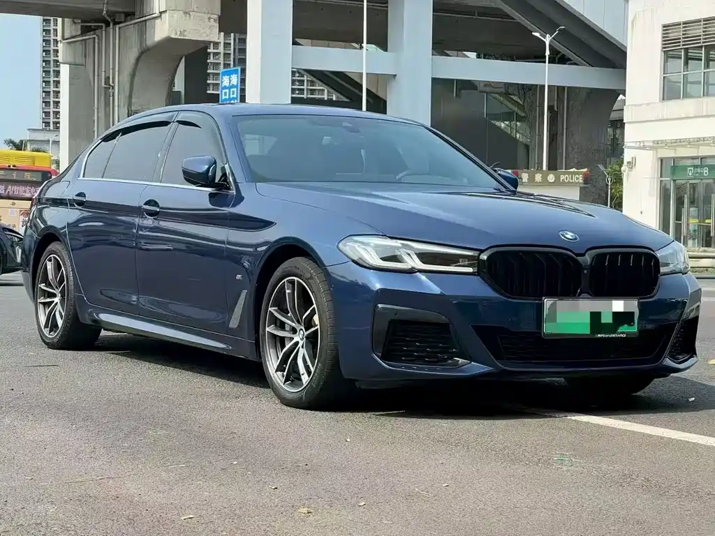 BMW 5 Series New Energy — фото 3