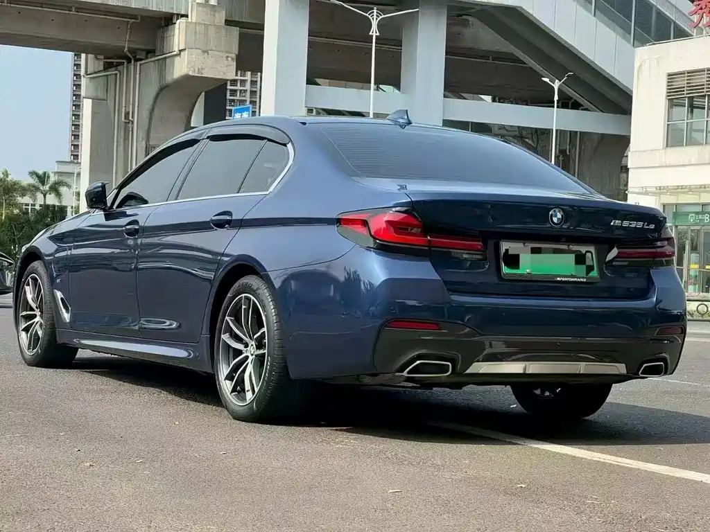 BMW 5 Series New Energy — фото 7