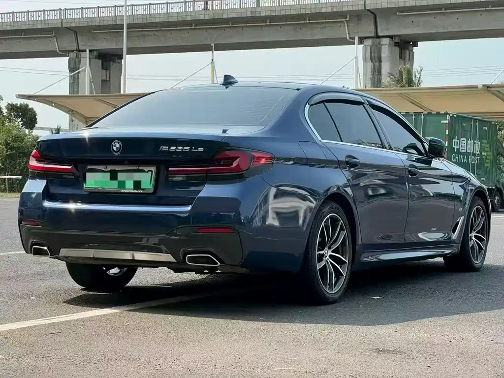 BMW 5 Series New Energy — фото 9