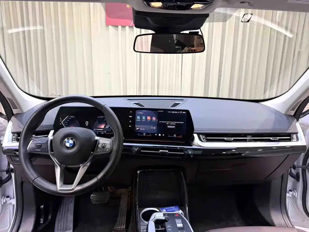 BMW X1 — фото 11