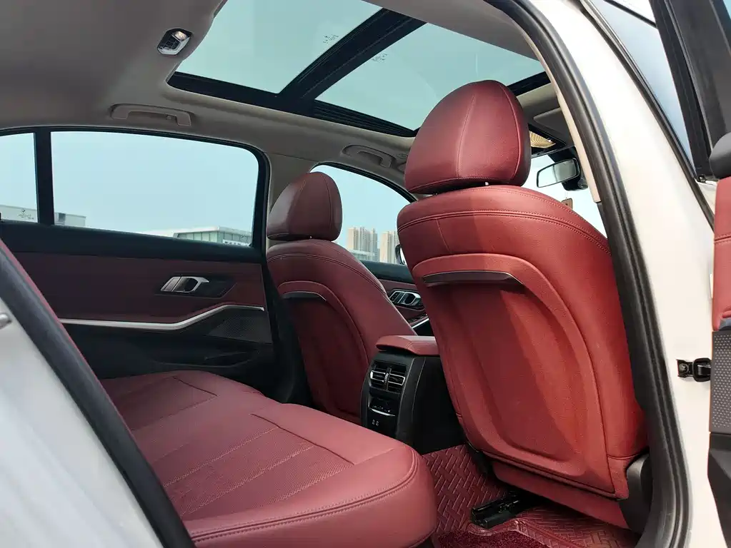BMW 3 Series — фото 11