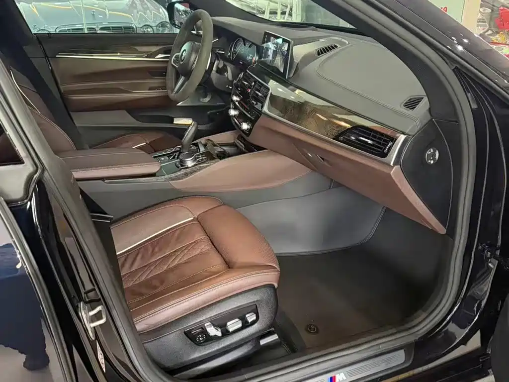 BMW 6 Series GT — фото 8