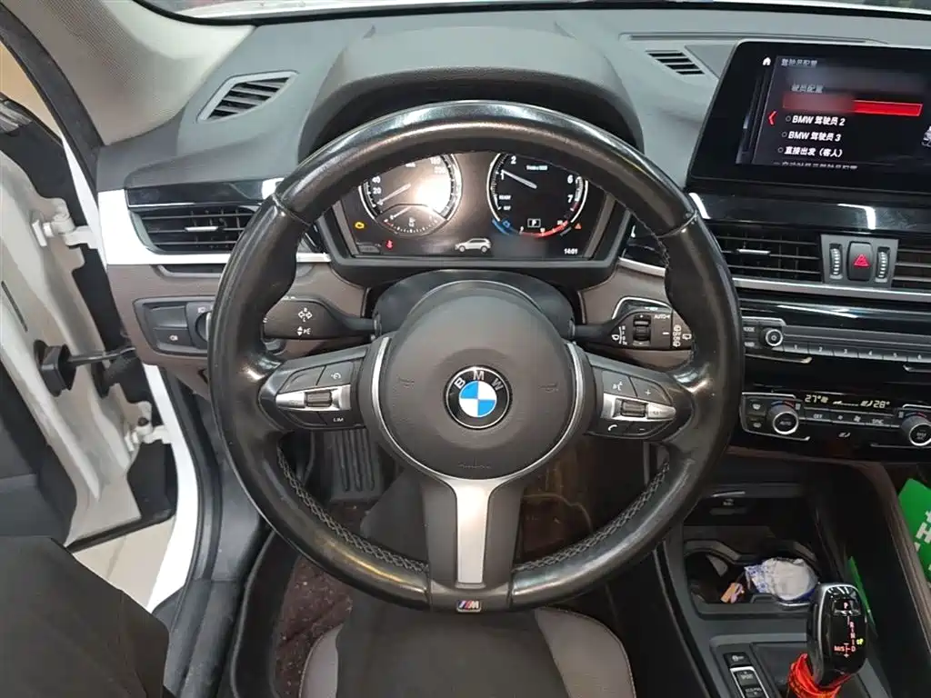 BMW X1 — фото 11