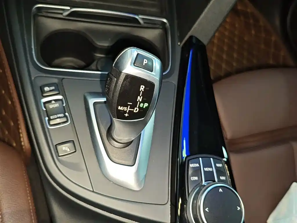 BMW 3 Series — фото 14