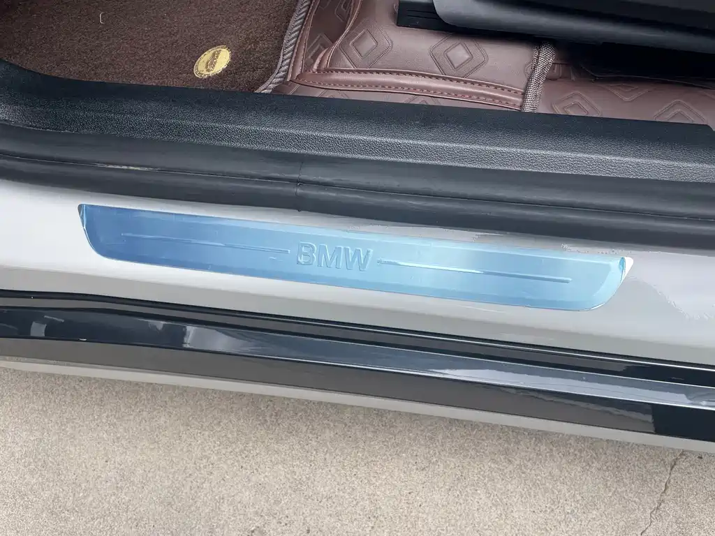 BMW X1 — фото 14