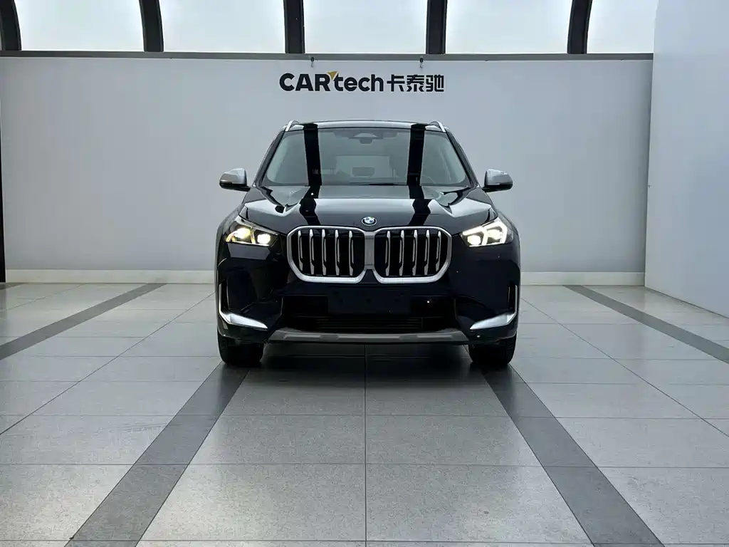 BMW X1 — фото 5