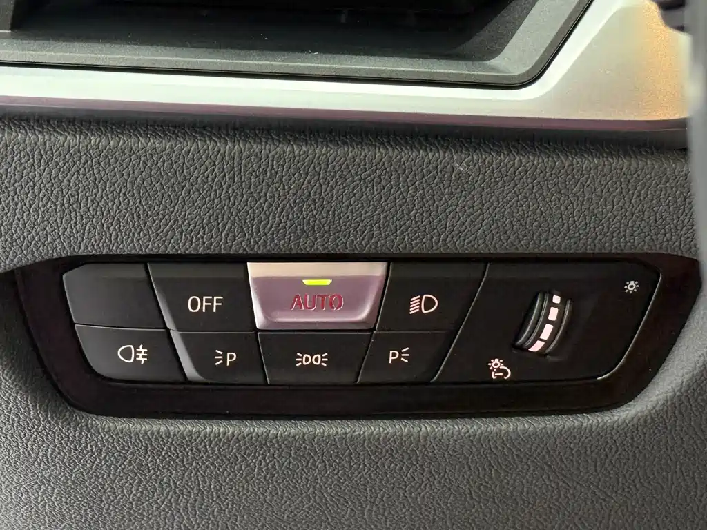 BMW 3 Series — фото 14