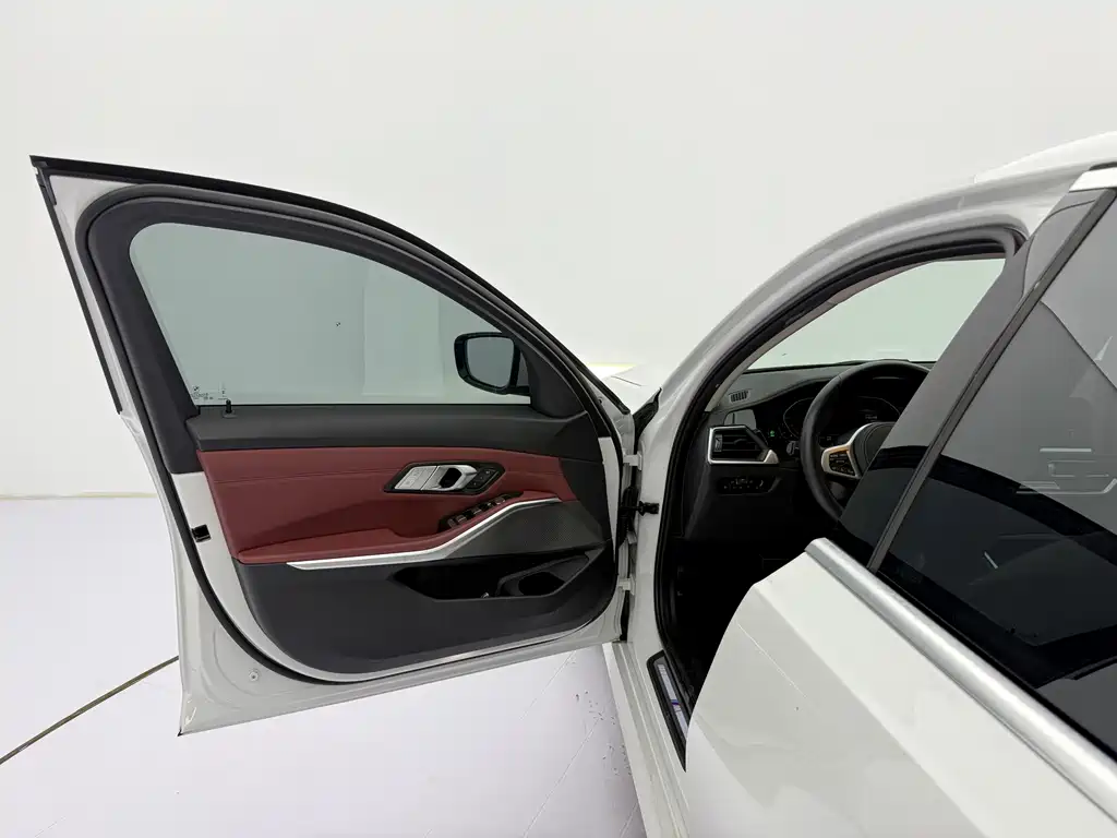BMW 3 Series — фото 19