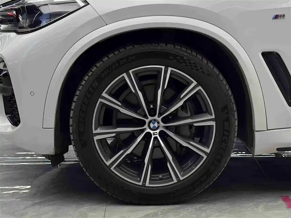 BMW X5 (Import) — фото 4