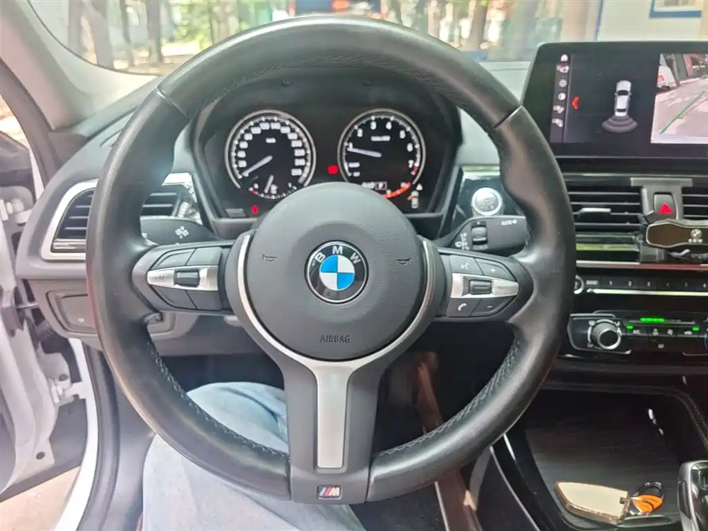 BMW 1 Series — фото 11