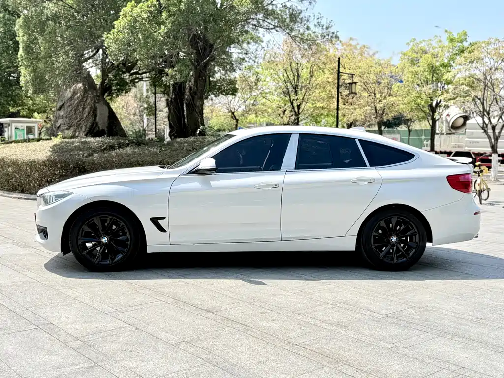 BMW 3 Series GT — фото 3