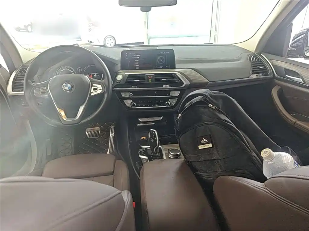 BMW X3 — фото 10