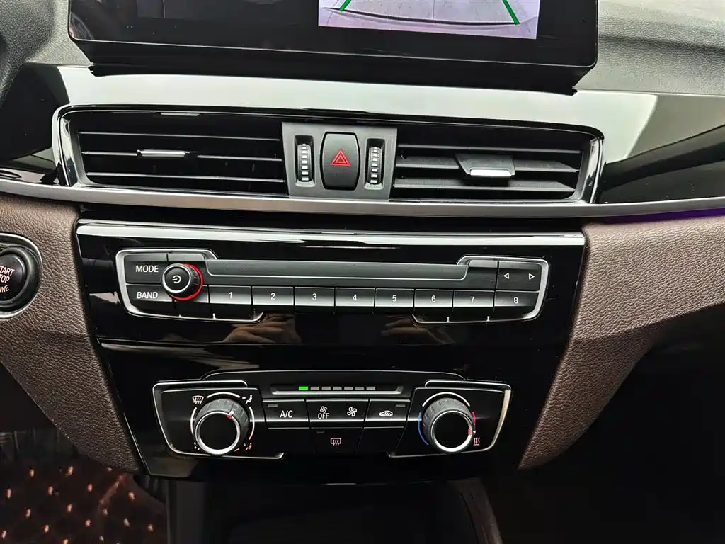BMW X1 — фото 15