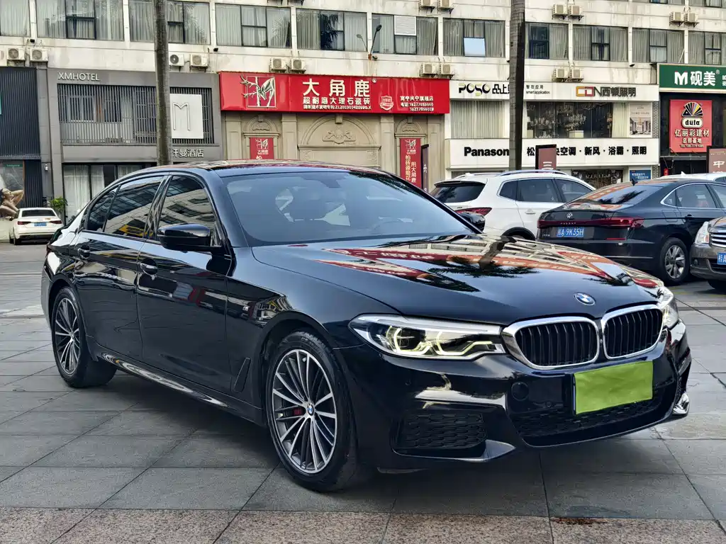 BMW 5 Series — фото 5