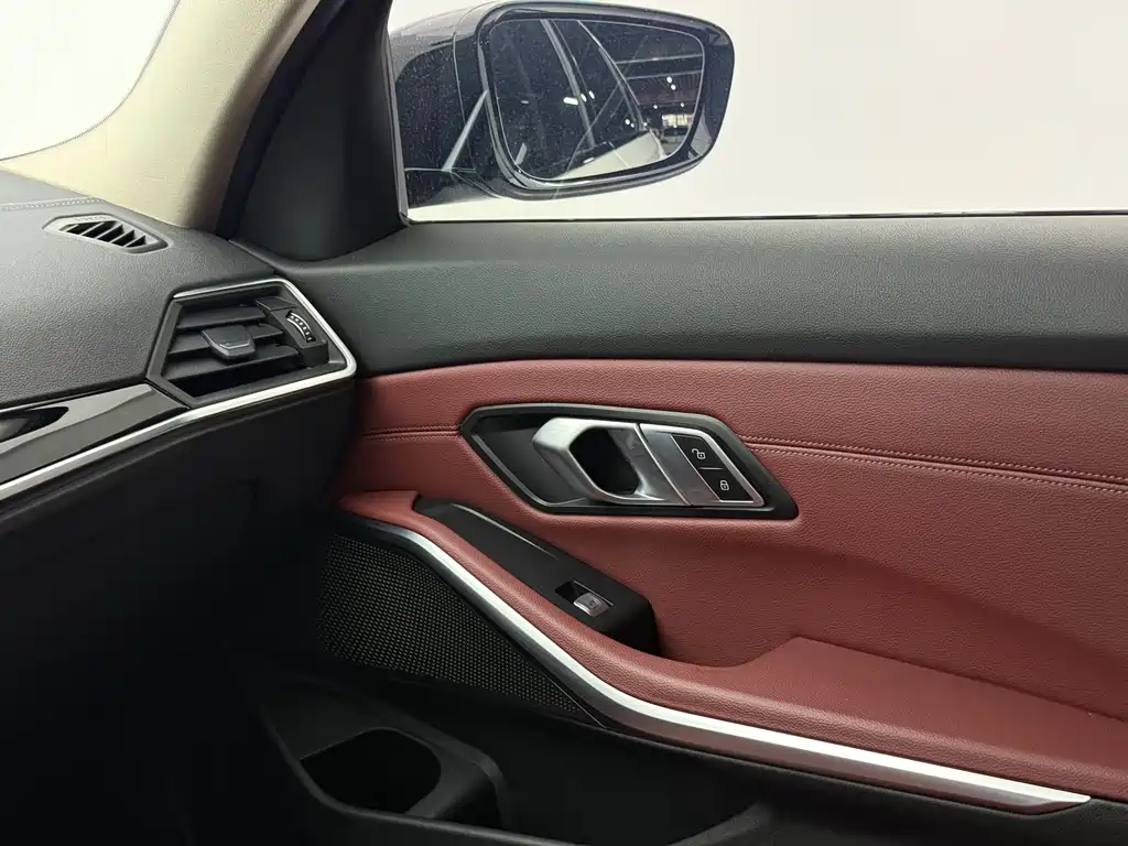 BMW 3 Series — фото 10